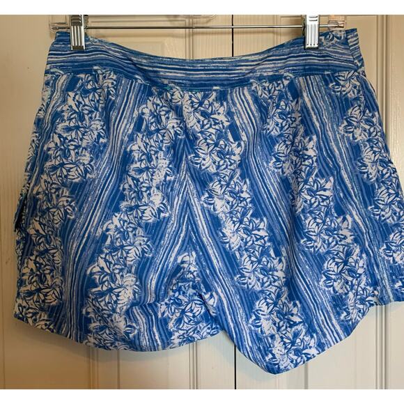 The North Face shorts size 8 women's blue botanical print - Picture 3 of 6